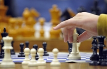 Schach und Poker als neues Turnierformat